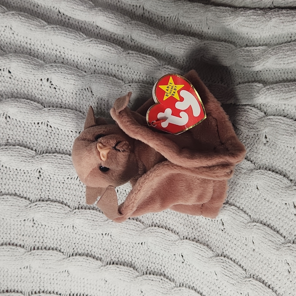 Vintage Ty Beanie Baby Original Batty The Bat 1996 P.V.C. Pellets